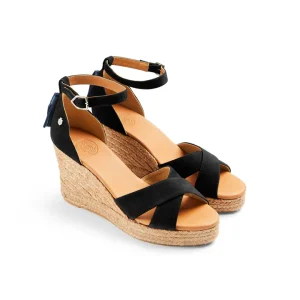 FairFax and Favor Valencia Wedges - Black